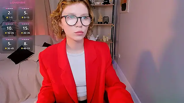 Peachy Carrie online show from 11, 9, 2025