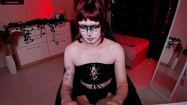 effie mirelll online show from 9, 11, 2025