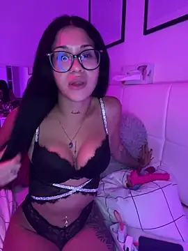 Snapshot of realjessappeal chatting on 4, 10, 2025 realjessappeal online show from 4, 10, 2025