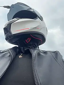 Snapshot of AlannaEvons chatting on 5, 3, 2026 AlannaEvons online show from 5, 3, 2026