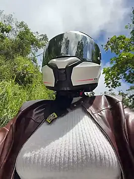 Snapshot of AlannaEvons chatting on 11, 3, 2026 AlannaEvons online show from 11, 3, 2026