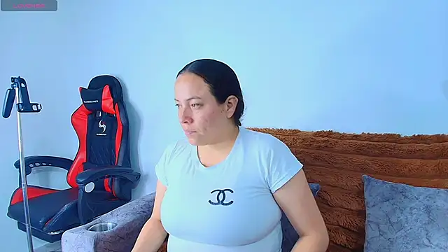  honey12 online show from 5, 11, 2025