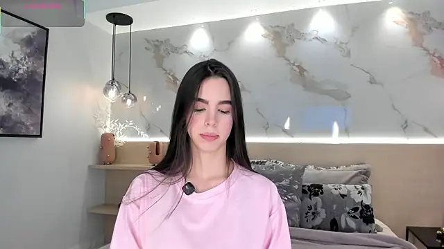 Snapshot of SolAvelar chatting on 21, 6, 2026 SolAvelar online show from 21, 6, 2026