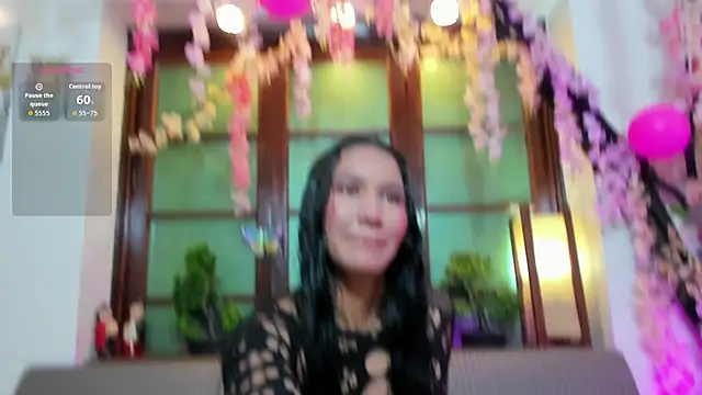 Snapshot of emma_ayala chatting on 5, 2, 2026 emma ayala online show from 5, 2, 2026