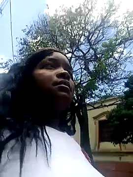 isabella brown1 online show from 20, 3, 2026