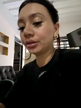 RebeccaGolden online show from 9, 9, 2025