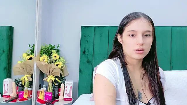 Ashley Evans22 online show from 17, 2, 2026