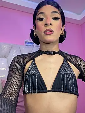 Amira Ember online show from 24, 6, 2026