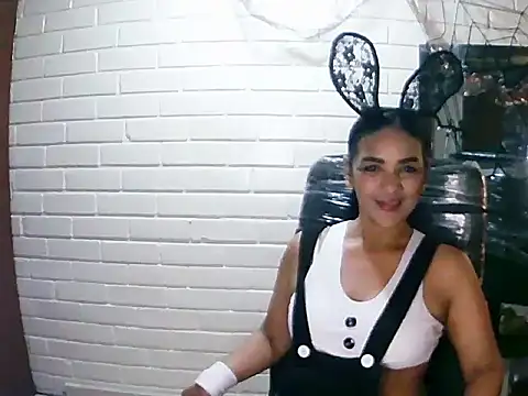 MiiaVelasquez online show from 30, 10, 2025