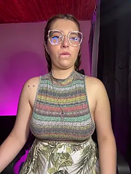 CoraVibes online show from 29, 11, 2025