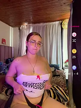 CoraVibes online show from 29, 4, 2026