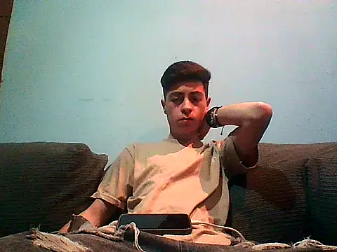 Snapshot of Newbrian20 chatting on 19, 9, 2025 Newbrian20 online show from 19, 9, 2025