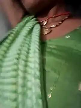 Snapshot of Radha8080 chatting on 8, 9, 2025 Radha8080 online show from 8, 9, 2025