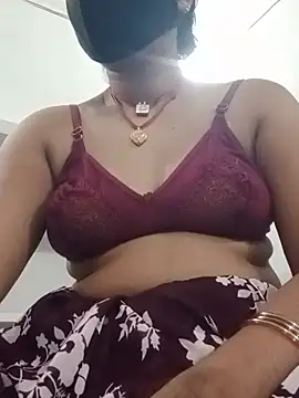 Snapshot of Nehaja33e chatting on 20, 7, 2026 Nehaja33e online show from 20, 7, 2026