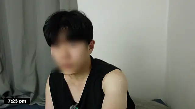 Snapshot of min9811 chatting on 19, 4, 2026 min9811 online show from 19, 4, 2026