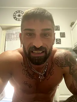 Snapshot of GmGit chatting on 4, 10, 2025 GmGit online show from 4, 10, 2025