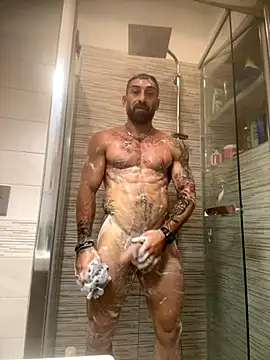 Snapshot of GmGit chatting on 17, 10, 2025 GmGit online show from 17, 10, 2025