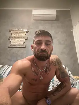 Snapshot of GmGit chatting on 21, 10, 2025 GmGit online show from 21, 10, 2025