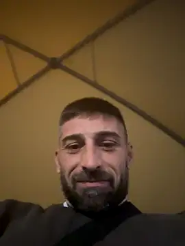 Snapshot of GmGit chatting on 30, 10, 2025 GmGit online show from 30, 10, 2025