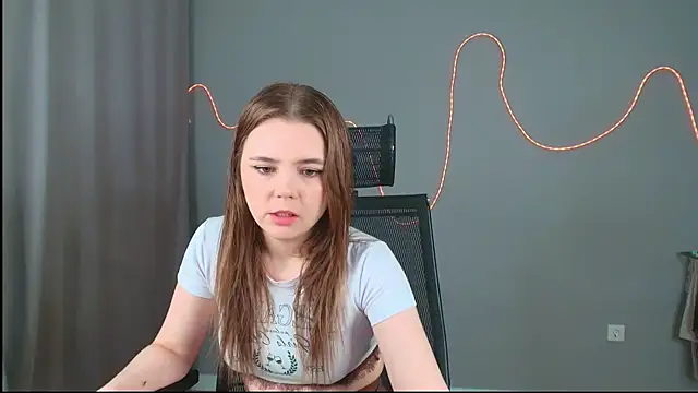 Snapshot of LeksaLove chatting on 27, 2, 2026 LeksaLove online show from 27, 2, 2026