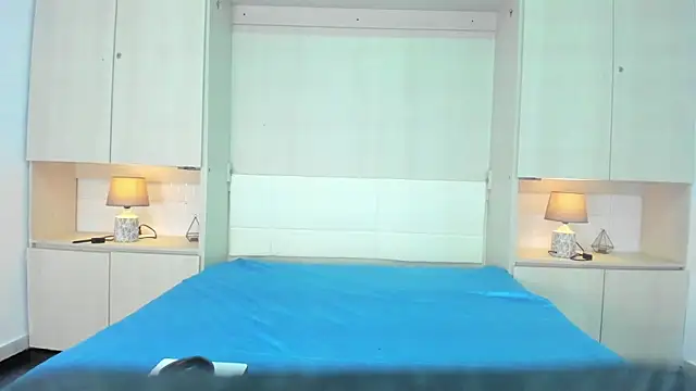 NoaLanee online show from 12, 10, 2025