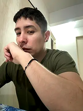 Snapshot of 9999Alez chatting on 25, 9, 2025 9999Alez online show from 25, 9, 2025