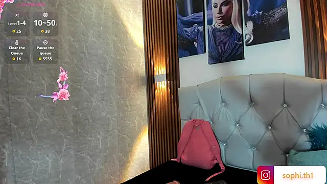 Snapshot of Sophi_Thaylorr chatting on 26, 9, 2025 Sophi Thaylorr online show from 26, 9, 2025