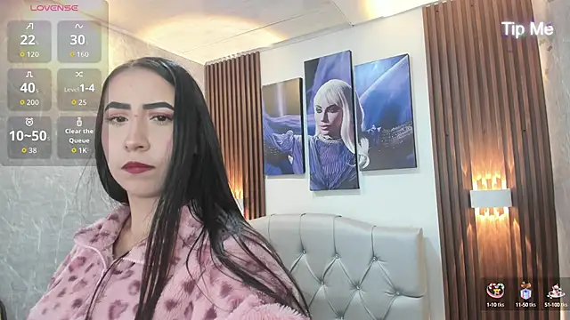 Snapshot of Sophi_Thaylorr chatting on 2, 10, 2025 Sophi Thaylorr online show from 2, 10, 2025
