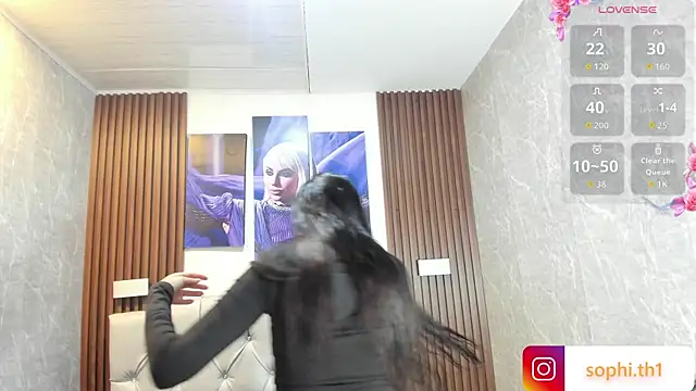 Snapshot of Sophi_Thaylorr chatting on 4, 10, 2025 Sophi Thaylorr online show from 4, 10, 2025