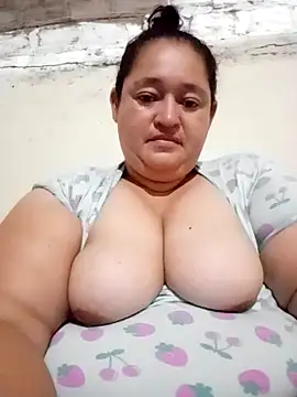 Snapshot of Sexyy-BBW chatting on 26, 10, 2025 Sexyy-BBW online show from 26, 10, 2025
