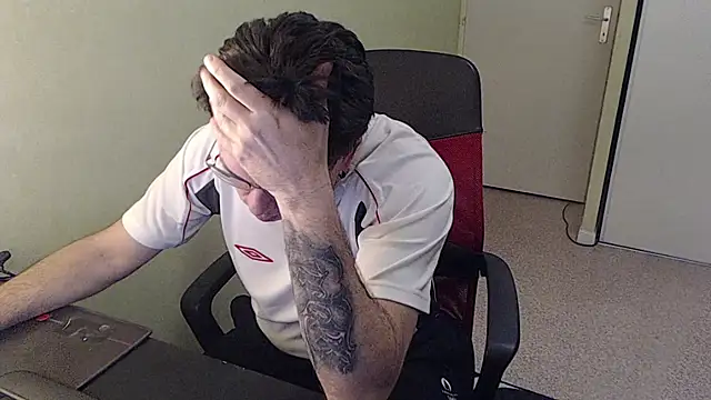 Snapshot of blueandwhite1 chatting on 25, 2, 2026 blueandwhite1 online show from 25, 2, 2026