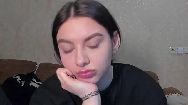 muuur fam online show from 6, 1, 2026