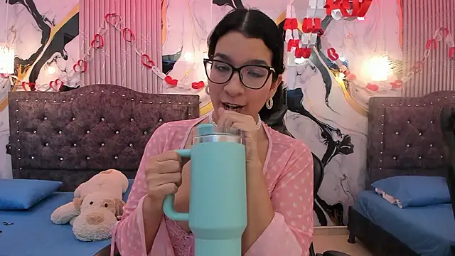 Snapshot of GiaCutee chatting on 26, 2, 2026 GiaCutee online show from 26, 2, 2026