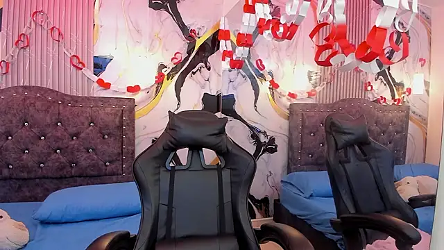 Snapshot of GiaCutee chatting on 3, 3, 2026 GiaCutee online show from 3, 3, 2026