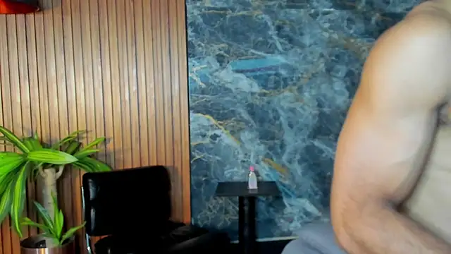 Snapshot of luca_flame chatting on 17, 10, 2025 luca flame online show from 17, 10, 2025