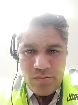 Snapshot of danigarci2307 chatting on 25, 10, 2025 danigarci2307 online show from 25, 10, 2025