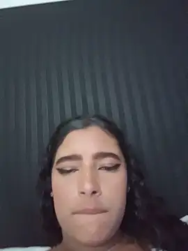 Zoe-Johnson  online show from 13, 6, 2026