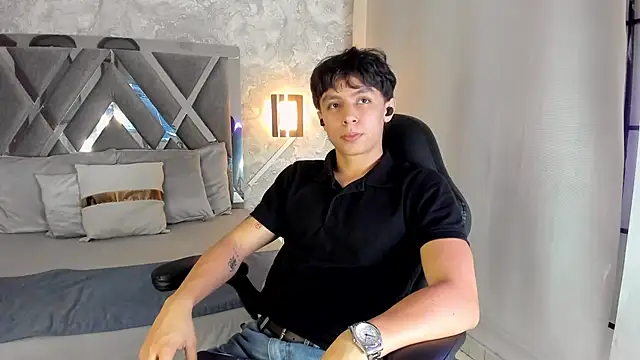 Tyler durten online show from 4, 10, 2025