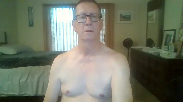 Snapshot of camminmichaellll chatting on 29, 9, 2025 camminmichaellll online show from 29, 9, 2025