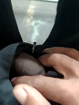 Mr xxx007xh online show from 19, 9, 2025