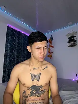 Alejandro BigCock22 online show from 12, 9, 2025