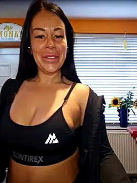 Filthymaddymilfy25 online show from 24, 3, 2026