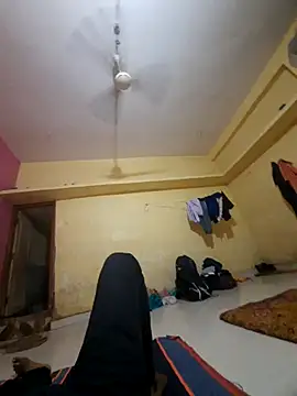 choot paglu online show from 7, 10, 2025