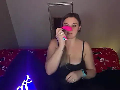 Velvetwitch87 online show from 17, 12, 2025