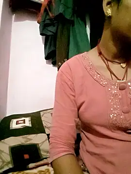 Hot-yuo84 online show from 4, 10, 2025