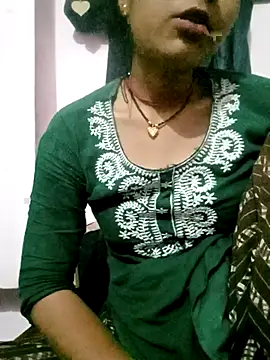 Hot-yuo84 online show from 19, 11, 2025