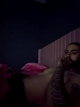 Snapshot of Pitudo786 chatting on 28, 10, 2025 Pitudo786 online show from 28, 10, 2025