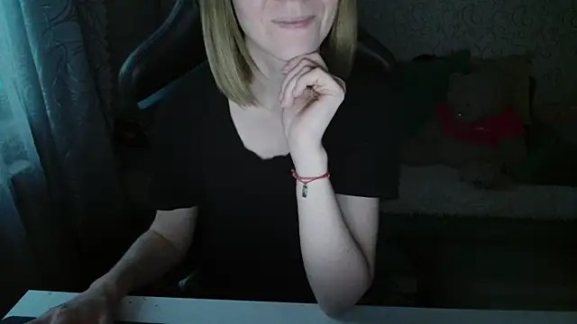 Snapshot of Ogonechekkk chatting on 21, 9, 2025 Ogonechekkk online show from 21, 9, 2025