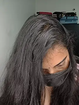 Snapshot of Telugu_sweet_couple_345 chatting on 28, 10, 2025 Telugu sweet couple 345 online show from 28, 10, 2025