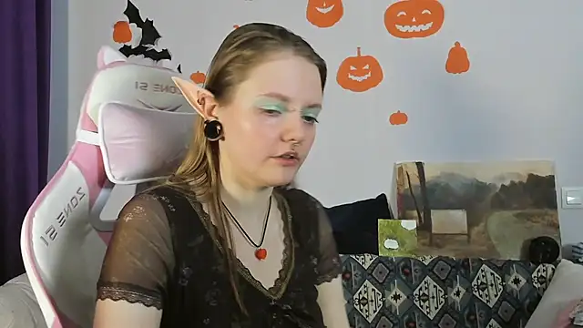 WonderConnie1 online show from 31, 10, 2025